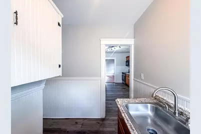 18 Ellsworth St #3, Worcester, MA 01610 - Photo 6