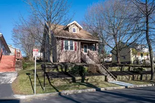 55 Standish St, Worcester, MA 01604 - Photo 2