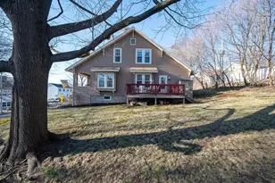 55 Standish St, Worcester, MA 01604 - Photo 28