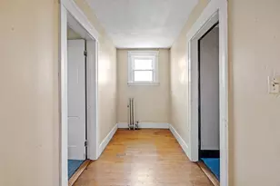 55 Standish St, Worcester, MA 01604 - Photo 22