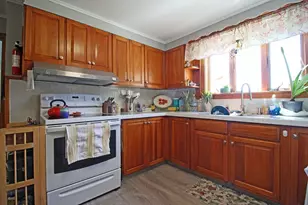 125 Grove St, Clinton, MA 01510 - Photo 14