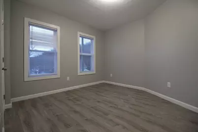 125 Grove St, Clinton, MA 01510 - Photo 28