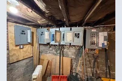 125 Grove St, Clinton, MA 01510 - Photo 36