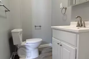 125 Grove St, Clinton, MA 01510 - Photo 6