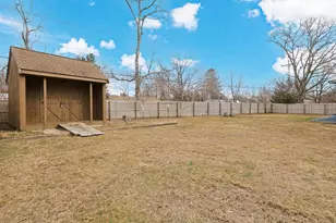 21 Heritage Cir, Falmouth, MA 02536 - Photo 34