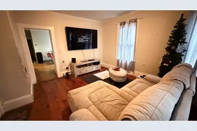 70 Vale St, Worcester, MA 01604 - Photo 12