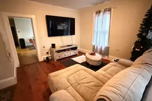 70 Vale St, Worcester, MA 01604 - Photo 12