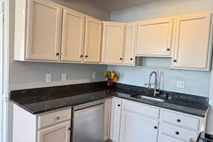 70 Vale St, Worcester, MA 01604 - Photo 18