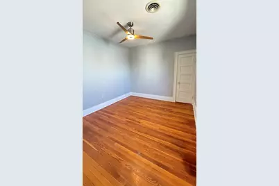 70 Vale St, Worcester, MA 01604 - Photo 24