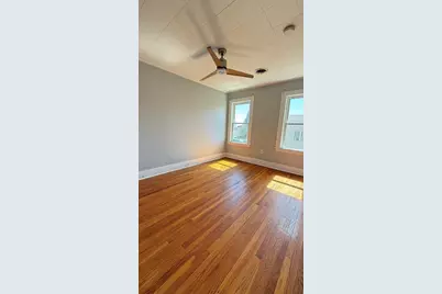 70 Vale St, Worcester, MA 01604 - Photo 22