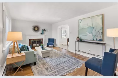 198 Pond St, Winchester, MA 01890 - Photo 4