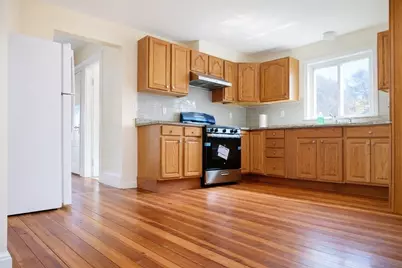 135 Independent Ave #3, Quincy, MA 02169 - Photo 2