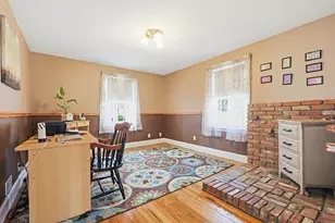 18 Circle Dr, Framingham, MA 01702 - Photo 14