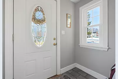 18 Circle Dr, Framingham, MA 01702 - Photo 14