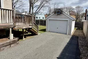 18 Circle Dr, Framingham, MA 01702 - Photo 26