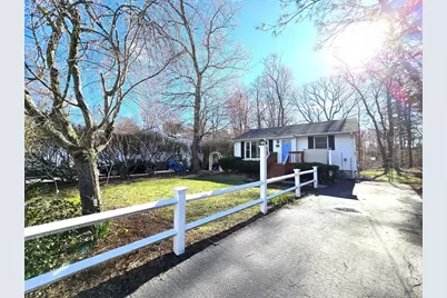 595 South St, Holbrook, MA 02343 - Photo 1