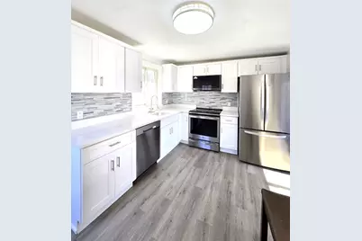 595 South St, Holbrook, MA 02343 - Photo 4