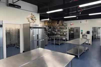 6 Chestnut St #211, Amesbury, MA 01913 - Photo 6