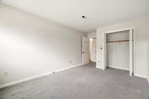 27 Harrison St, Boston, MA 02131 - Photo 18