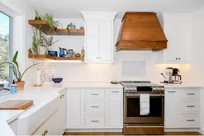 34 Pine Hill Ln, Marion, MA 02738 - Photo 12