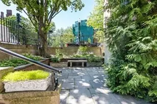 137 Marlborough St, Boston, MA 02116 - Photo 22