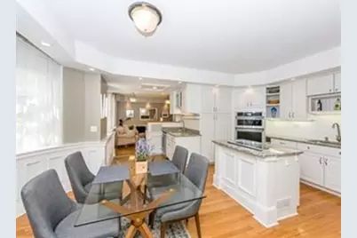 137 Marlborough St #1, Boston, MA 02116 - Photo 4