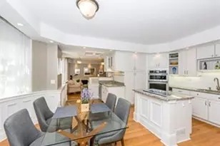 137 Marlborough St, Boston, MA 02116 - Photo 4