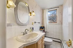 12 Middlesex Ave, Worcester, MA 01604 - Photo 24