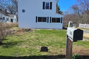 94 Bungalow St, Southwick, MA 01077 - Photo 2