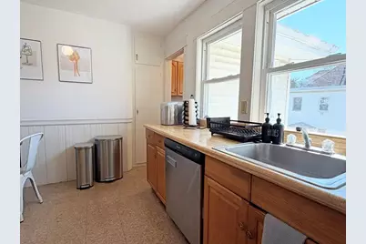 12-14 Nottingham St, Newton, MA 02459 - Photo 10