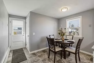 46 Lakevilla Ave, Springfield, MA 01109 - Photo 8