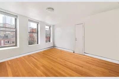 5 N Margin St #10, Boston, MA 02113 - Photo 4