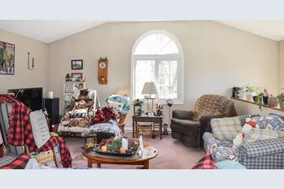 60 Marlboro Rd, Berlin, MA 01503 - Photo 28