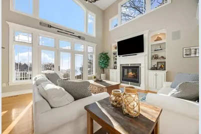 318 Center Hill Rd, Plymouth, MA 02360 - Photo 2