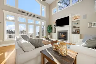 318 Center Hill Rd, Plymouth, MA 02360 - Photo 2