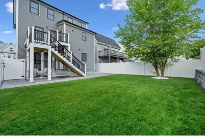 262 Park Ave, Revere, MA 02151 - Photo 4