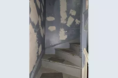 65 Ridgewood St, Boston, MA 02122 - Photo 12