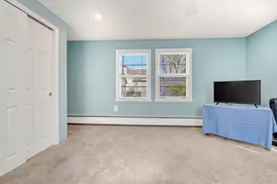 32 Vogel St, Boston, MA 02132 - Photo 10