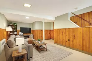 32 Vogel St, Boston, MA 02132 - Photo 26