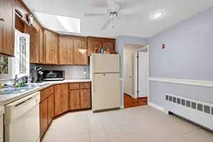 32 Vogel St, Boston, MA 02132 - Photo 8
