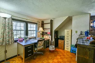 22 Trahan Ave, Worcester, MA 01604 - Photo 32