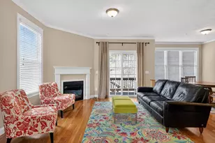 27 Autumn Ln, Northborough, MA 01532 - Photo 2