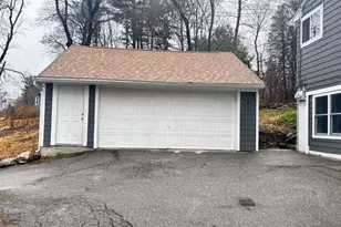 86 Crestwood Dr, Northborough, MA 01532 - Photo 2