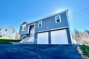 4 Valley View Dr, Spencer, MA 01562 - Photo 1