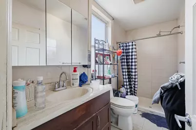 8 Lowell St, Worcester, MA 01603 - Photo 10