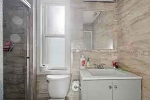 8 Lowell St, Worcester, MA 01603 - Photo 14