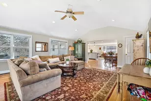 154 Holly Ln, Holliston, MA 01746 - Photo 12