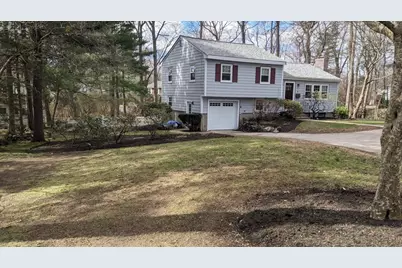 8 Mayfair St, Norwood, MA 02062 - Photo 2