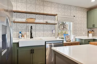 24 Russ St, Orange, MA 01364 - Photo 8