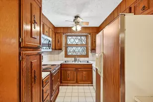 20 Haynes Ct, Leominster, MA 01453 - Photo 6